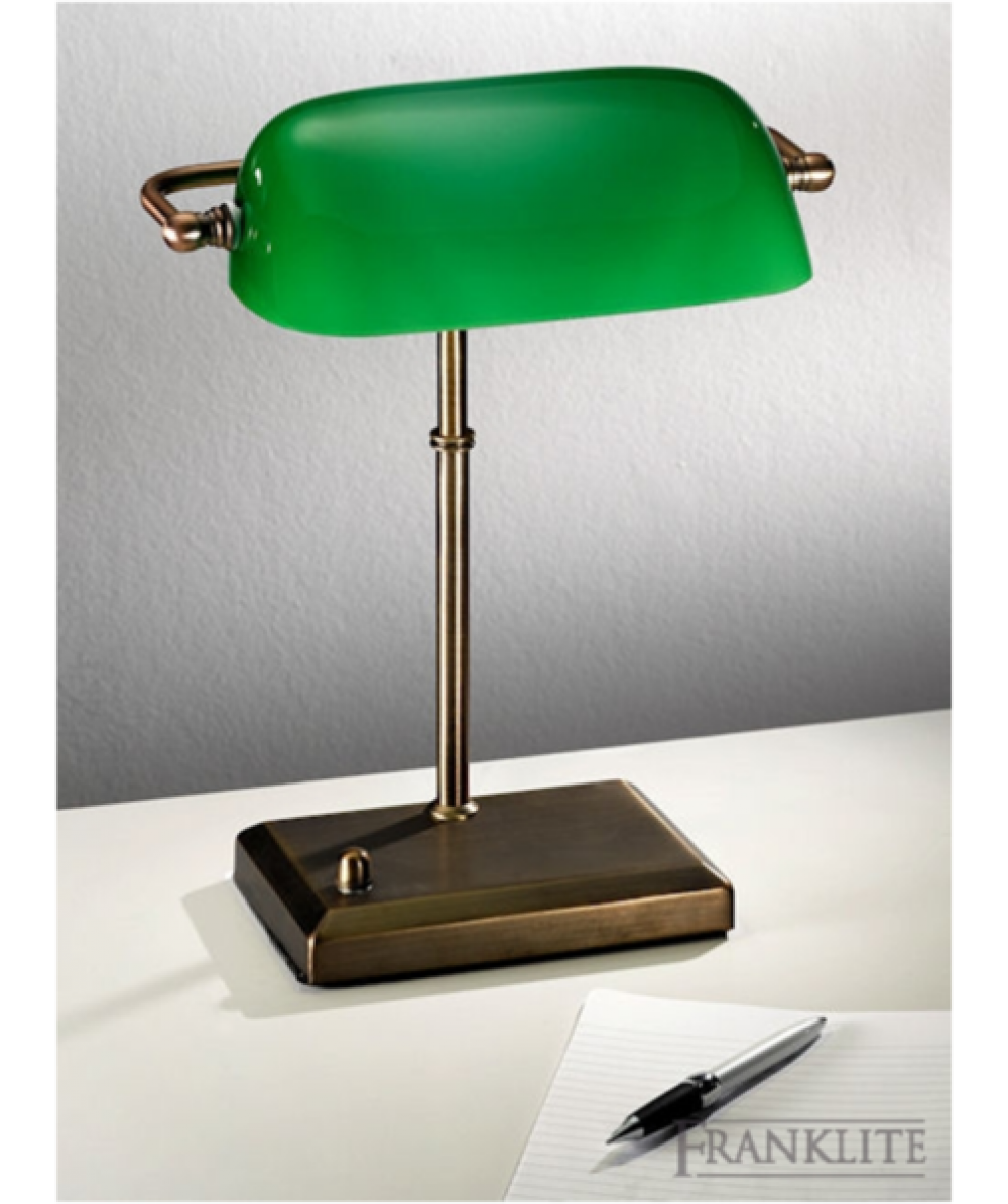 The Timeless Elegance of the Bankers Lamp