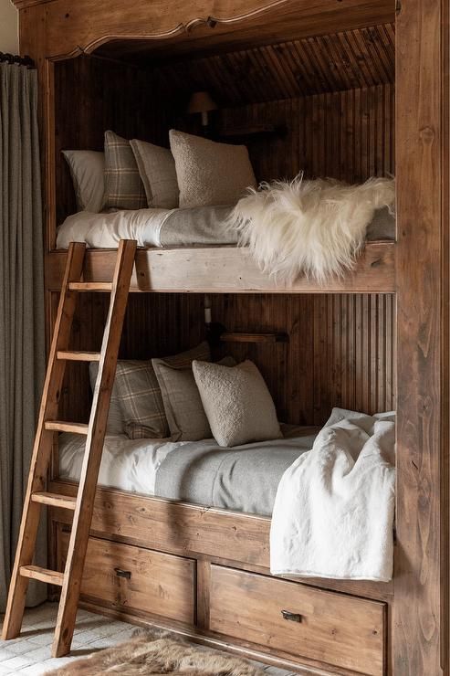 The Ultimate Guide to Bunk Beds: Maximizing Space and Comfort
