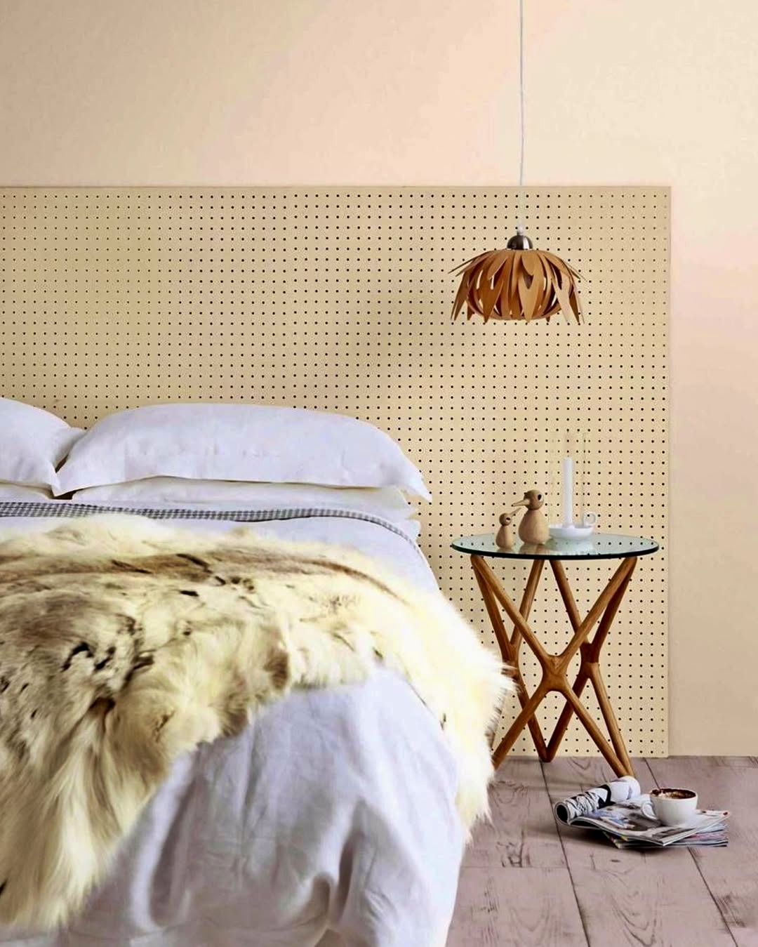 25 Stylish No Headboard Bedroom Ideas to Instantly Transform Your Space