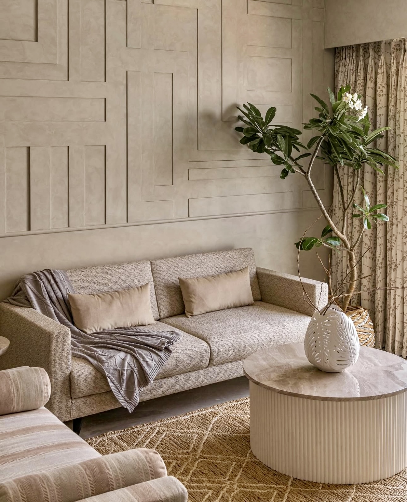 30 Stylish Living Room Wall Decor Ideas for a Modern, Cozy Home