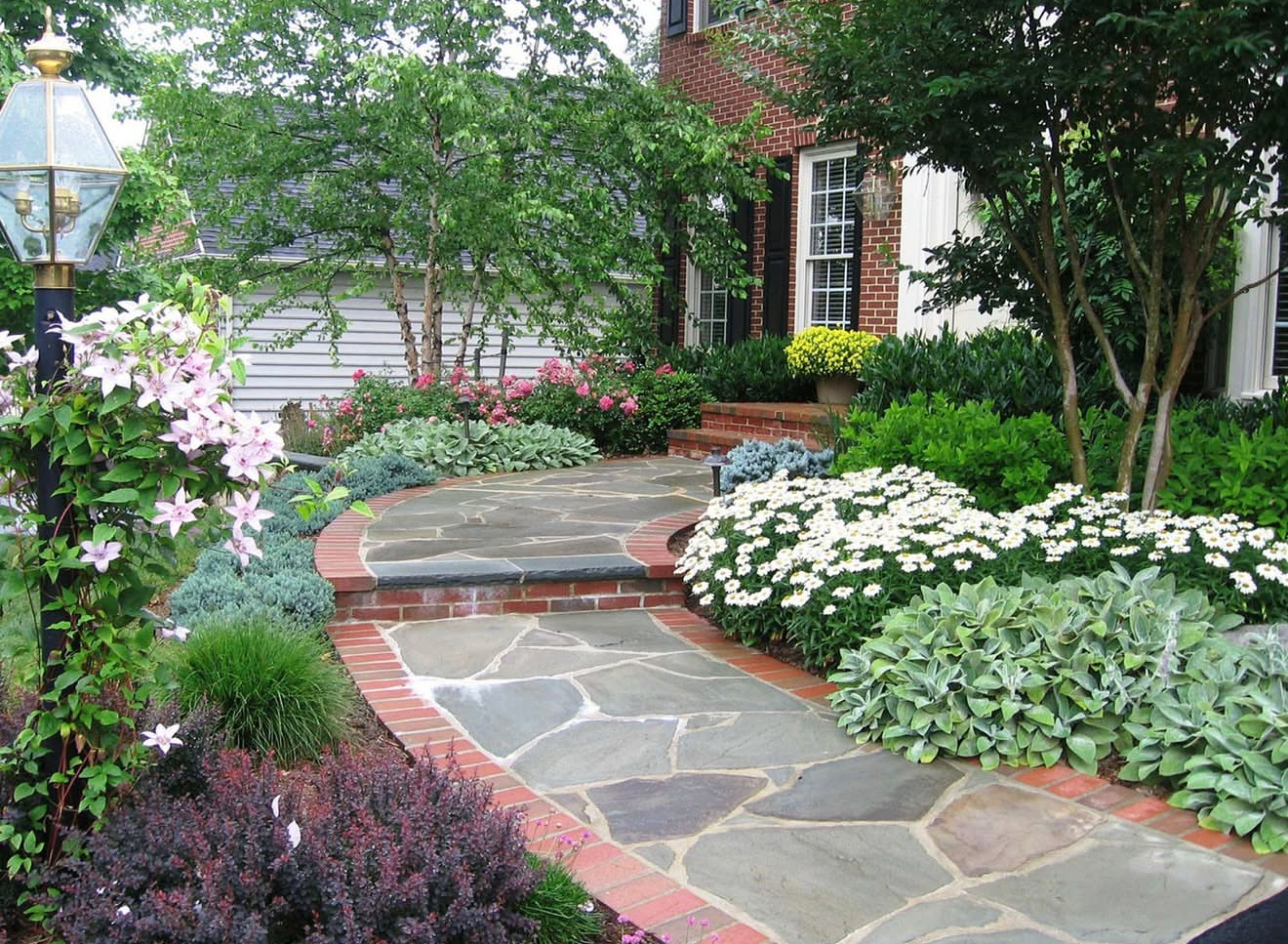 30 Stunning Front Yard Landscaping Ideas: Modern, Low-Maintenance & Budget-Friendly Designs You’ll Love 30 Stunning Front Yard Landscaping Ideas: Modern, Low-Maintenance & Budget-Friendly Designs You’ll Love