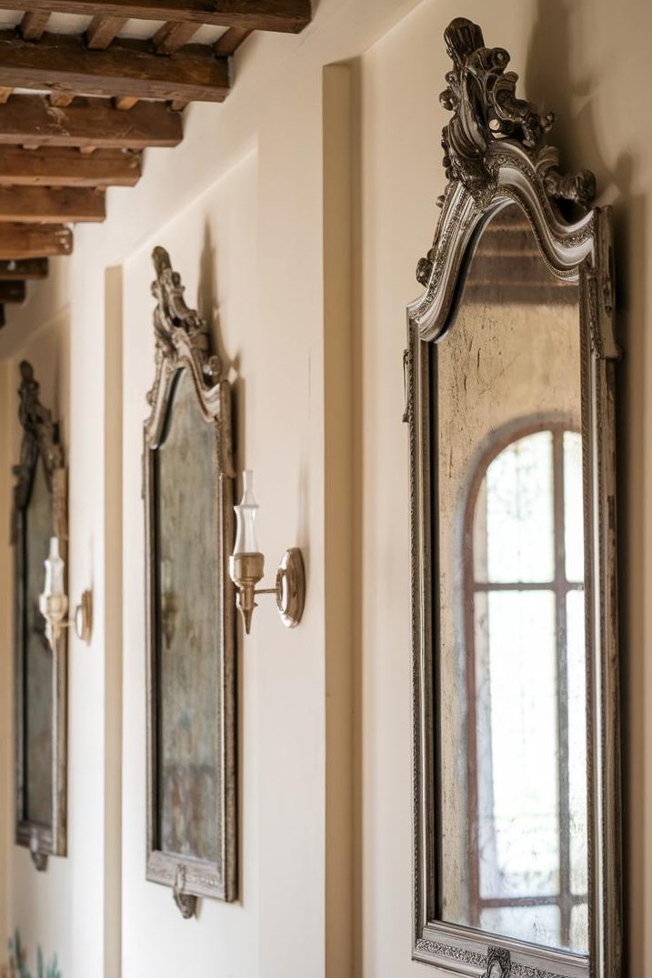 Graceful wrought iron frames serve as eye-catchers and combine durability with rustic artistry.