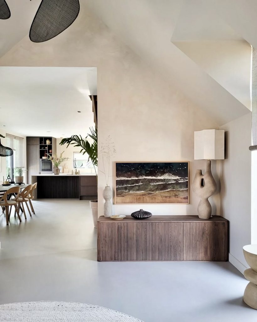 Limewash Beige Walls