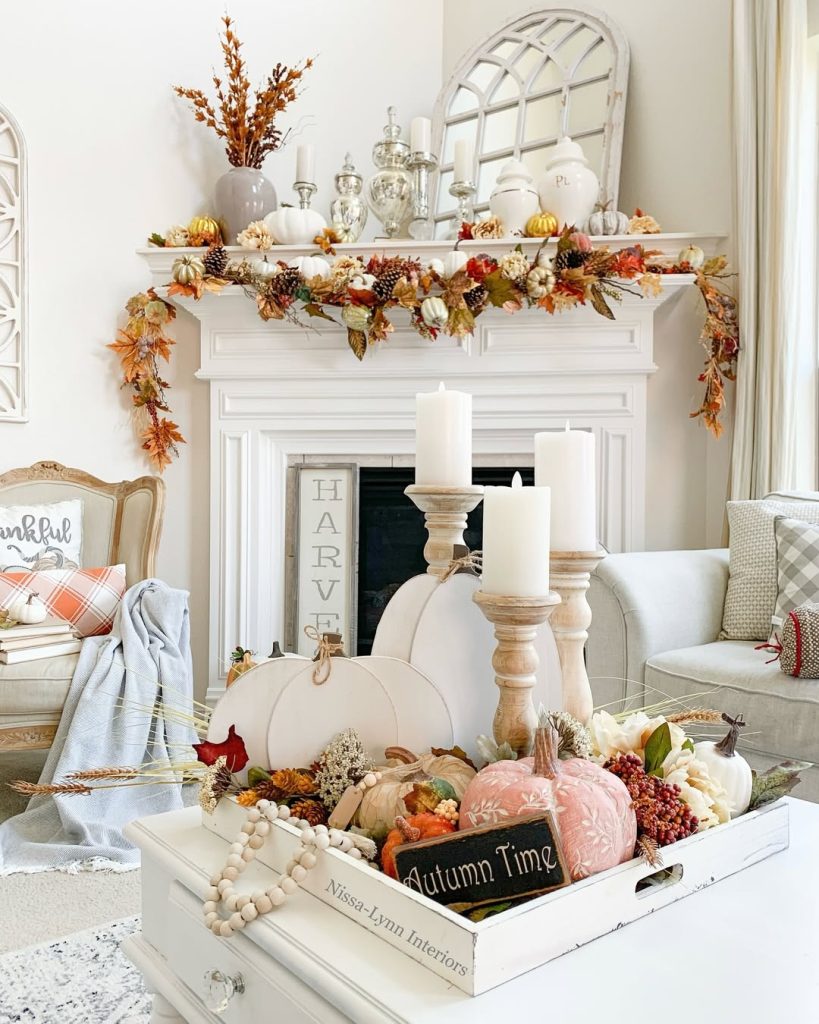 Fall Garland on Mantle
