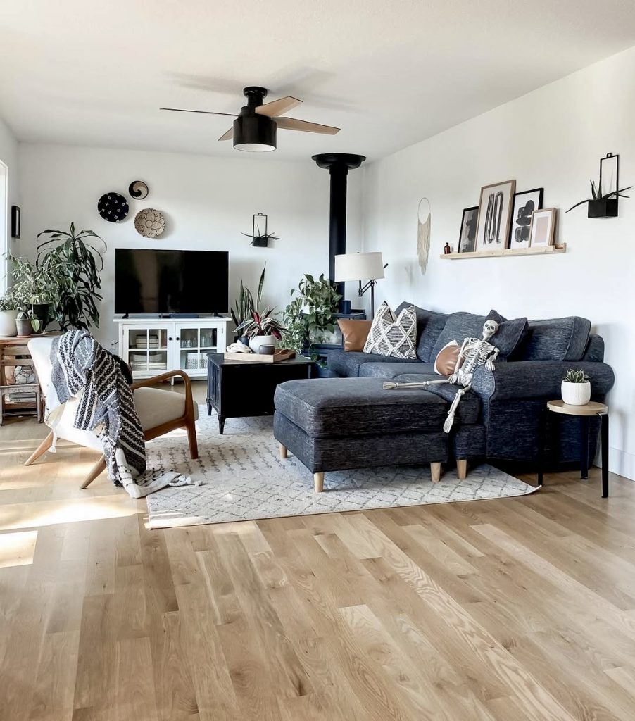 Minimalist Living Room Skeleton