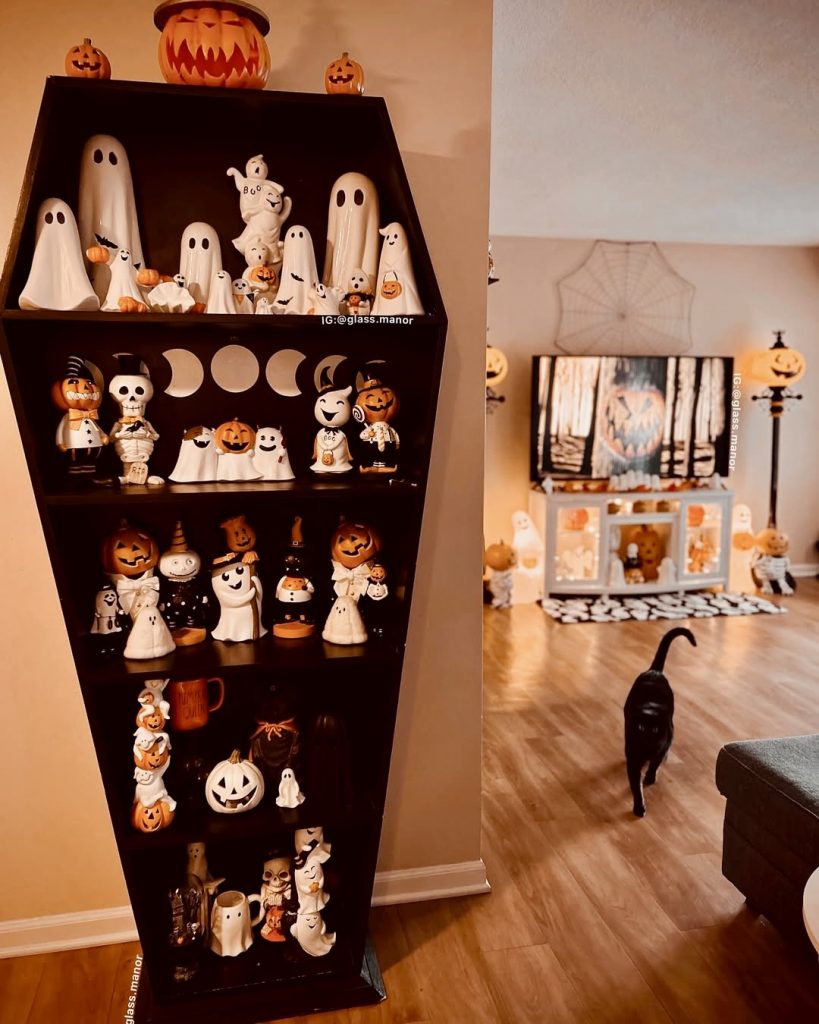 Ceramic Ghost Shelf