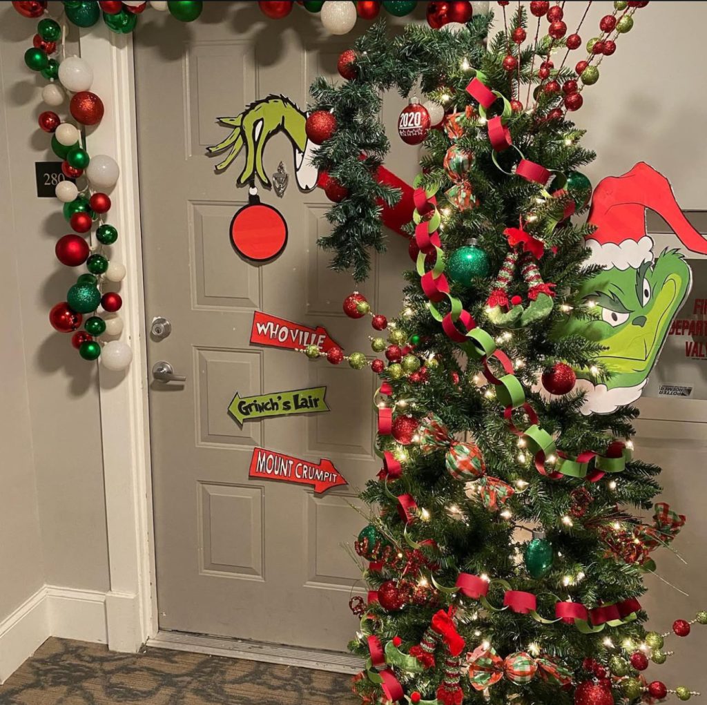 Whoville Door and Tree Combo