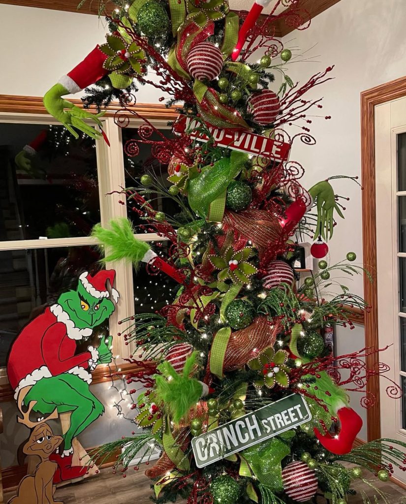 Whoville Tree with Street Signs