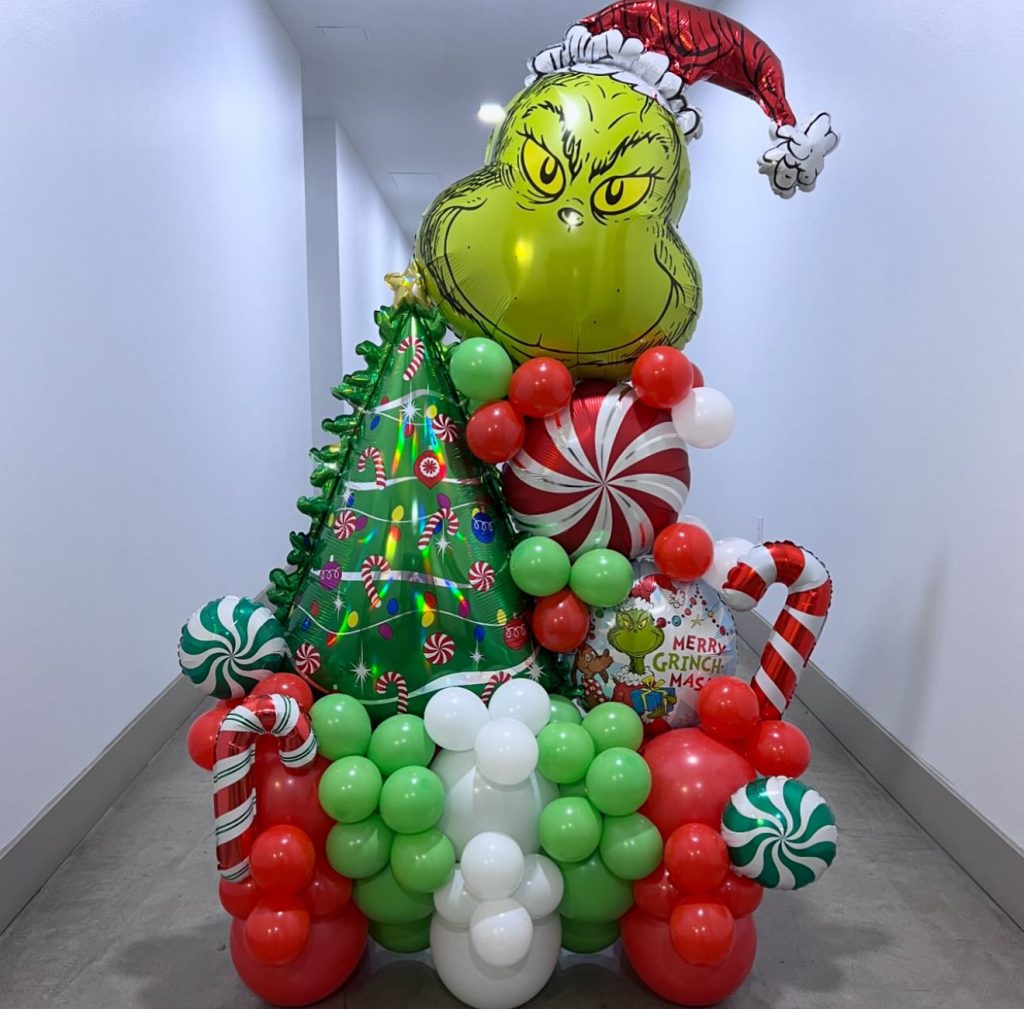 Grinch Balloon Tower