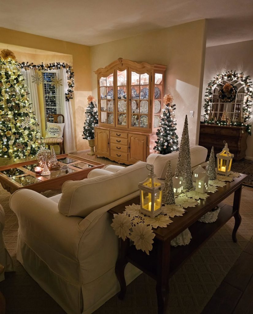 Living room with gold Christmas decorations