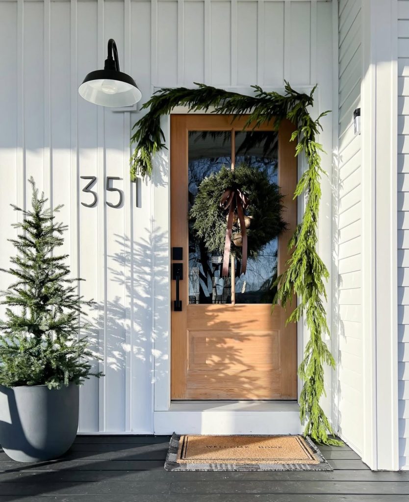 Minimalist modern Christmas porch