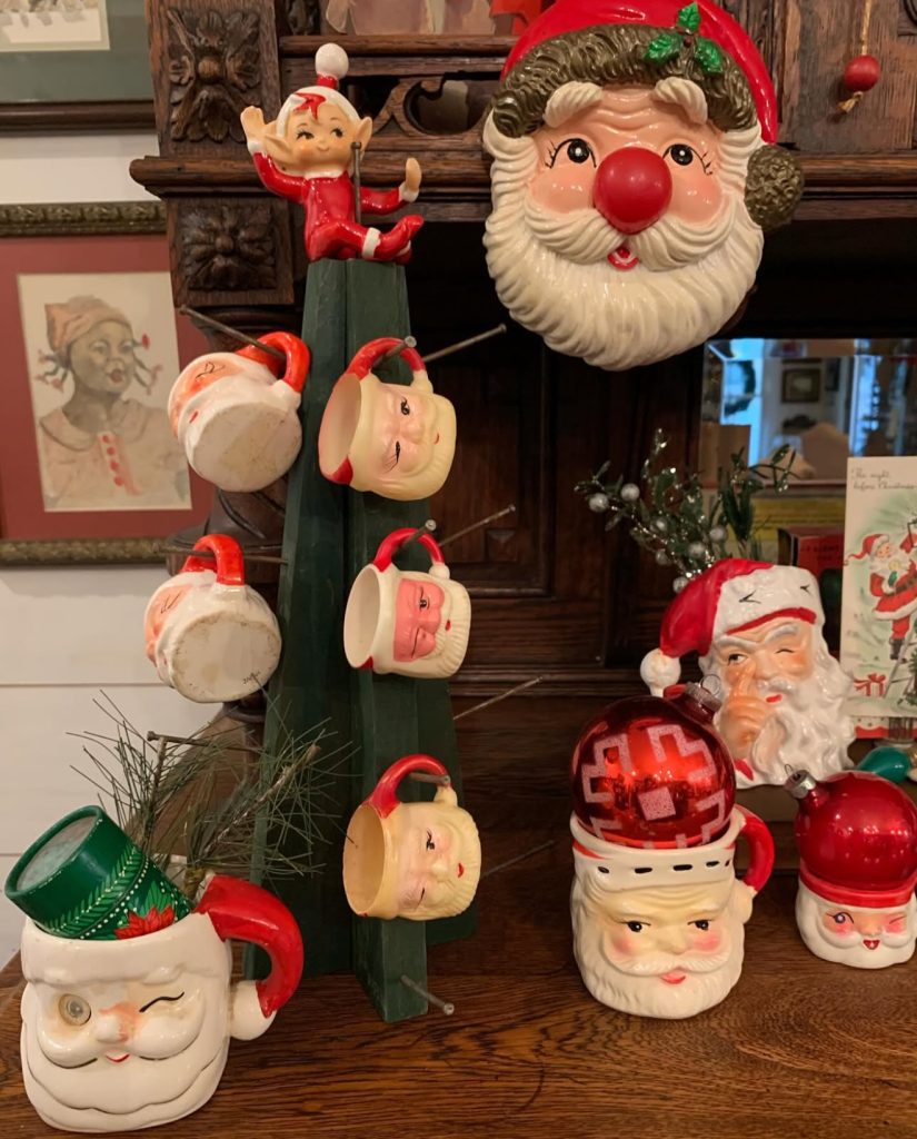 Santa Mug Tree with Elf