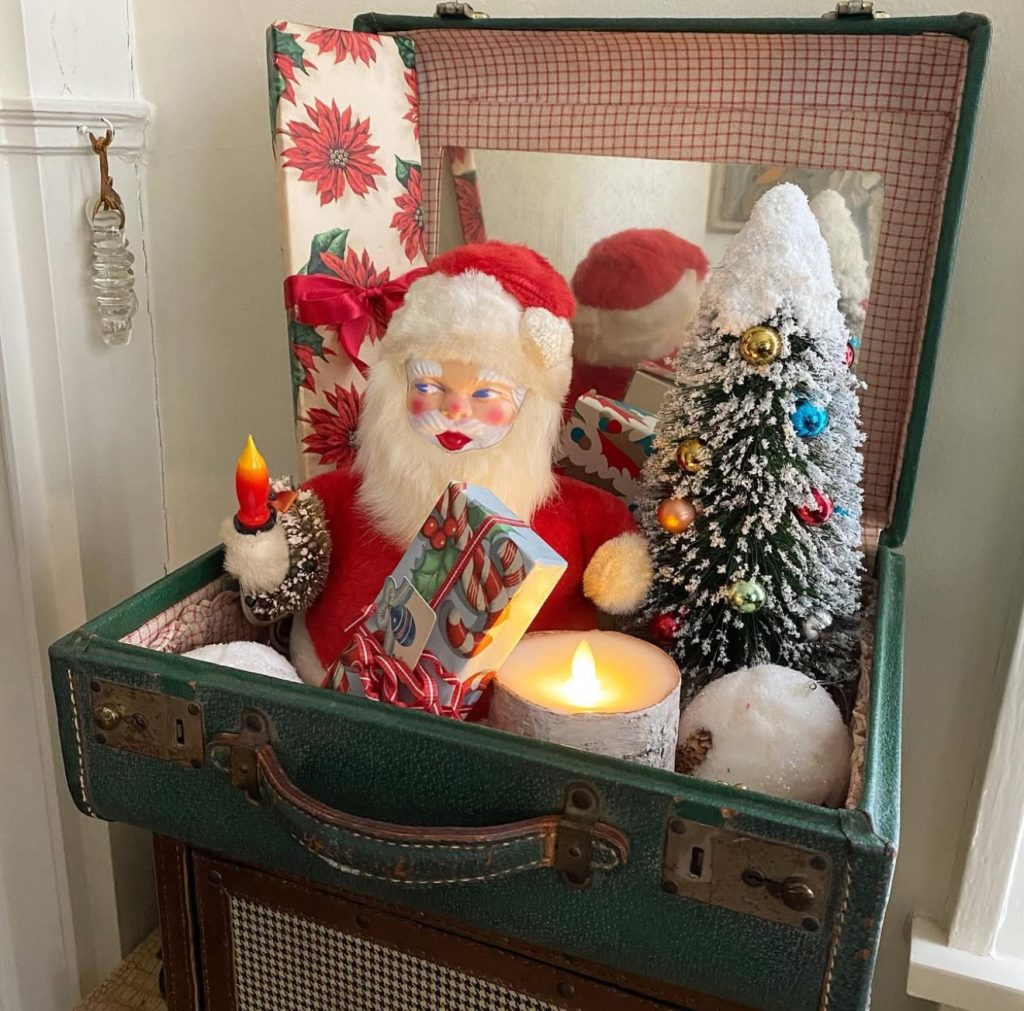 Suitcase Santa Display