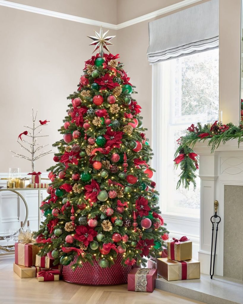 Red and green Christmas tree
