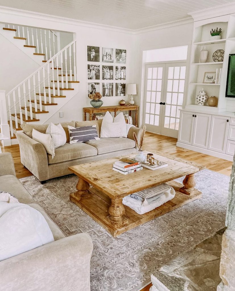 Bright cottage farmhouse living room