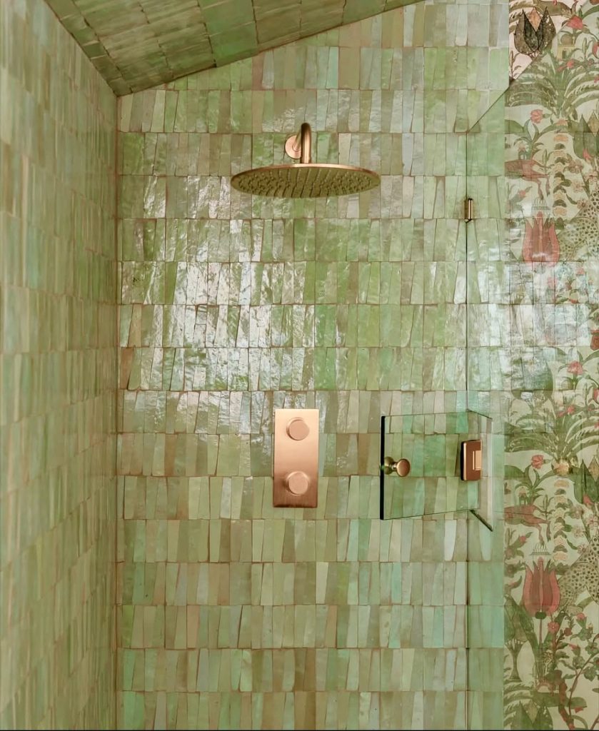 Glossy Green Tiles with Patterned Walls
