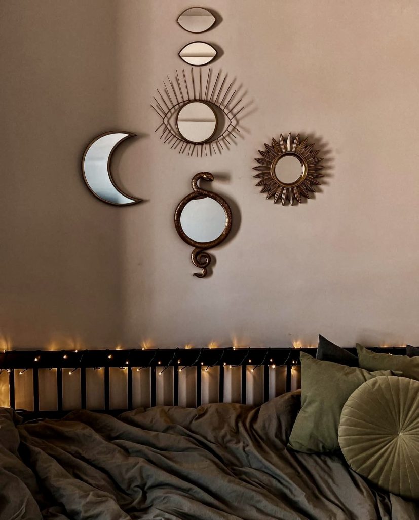 Celestial-Themed Mirror Arrangement