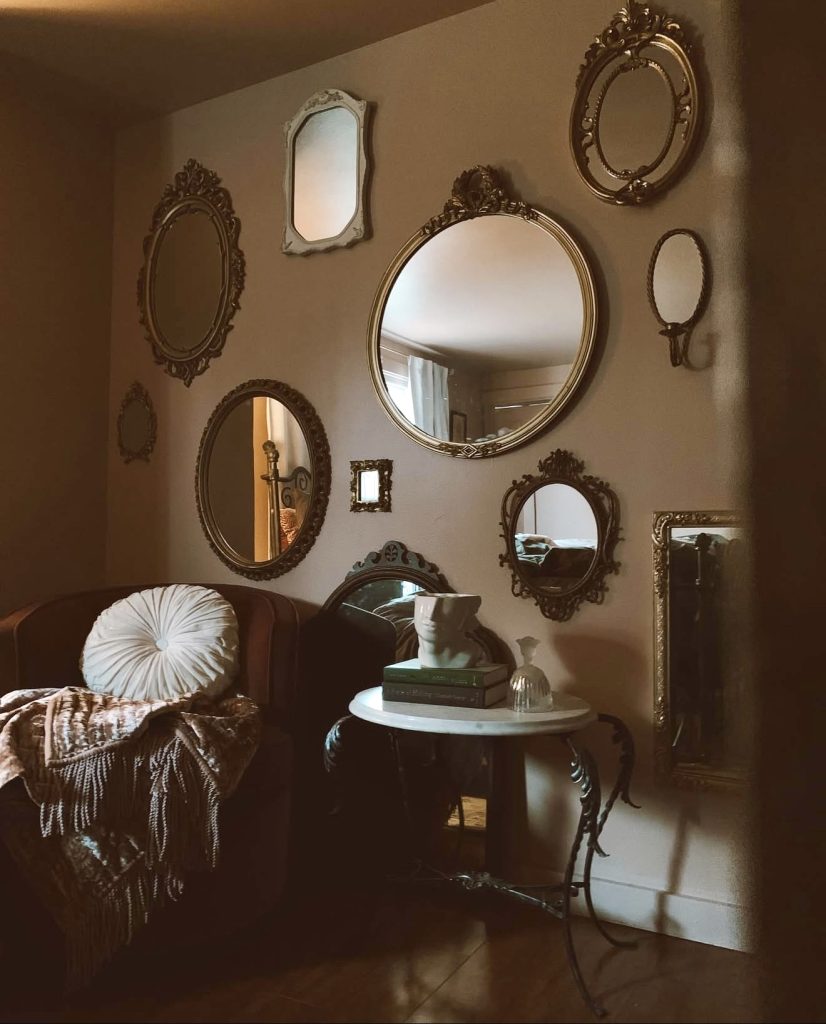 Cozy Vintage Mirror Corner