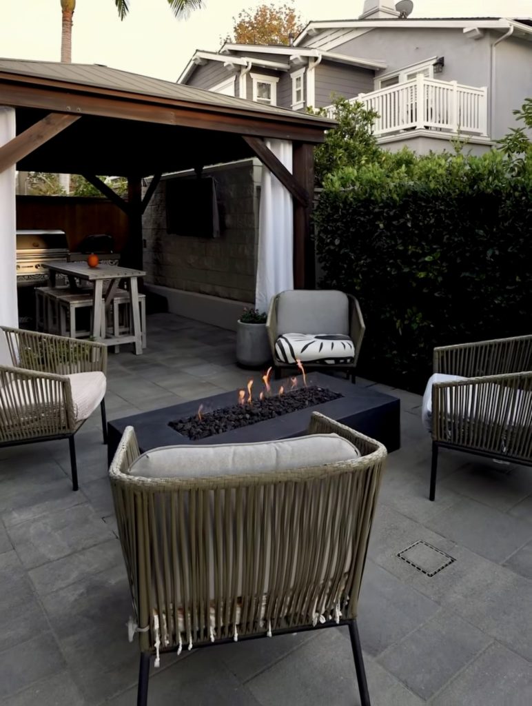 Covered lounge with fire table