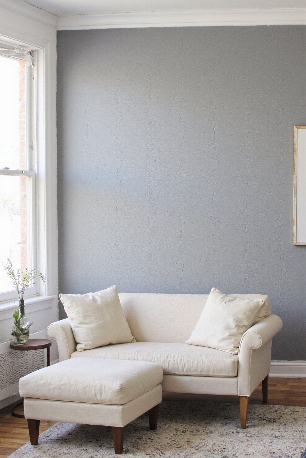 Hand painted wall pattern - Elegant Grey & White Textured Living Room Wall - Modern minimalist grey and white living room wall....