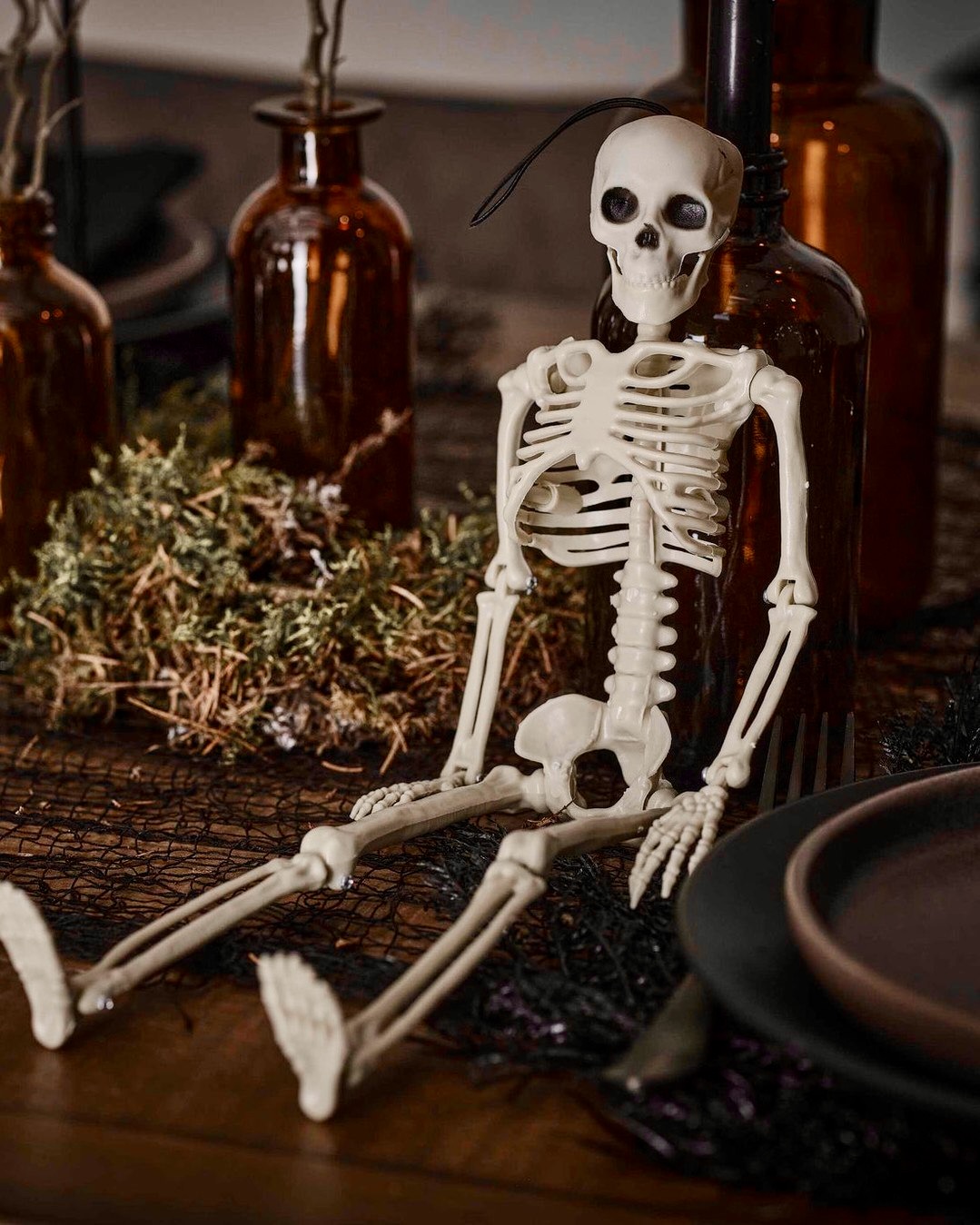 35 Spooky Halloween Home Decor Ideas to Transform Every Room with Style