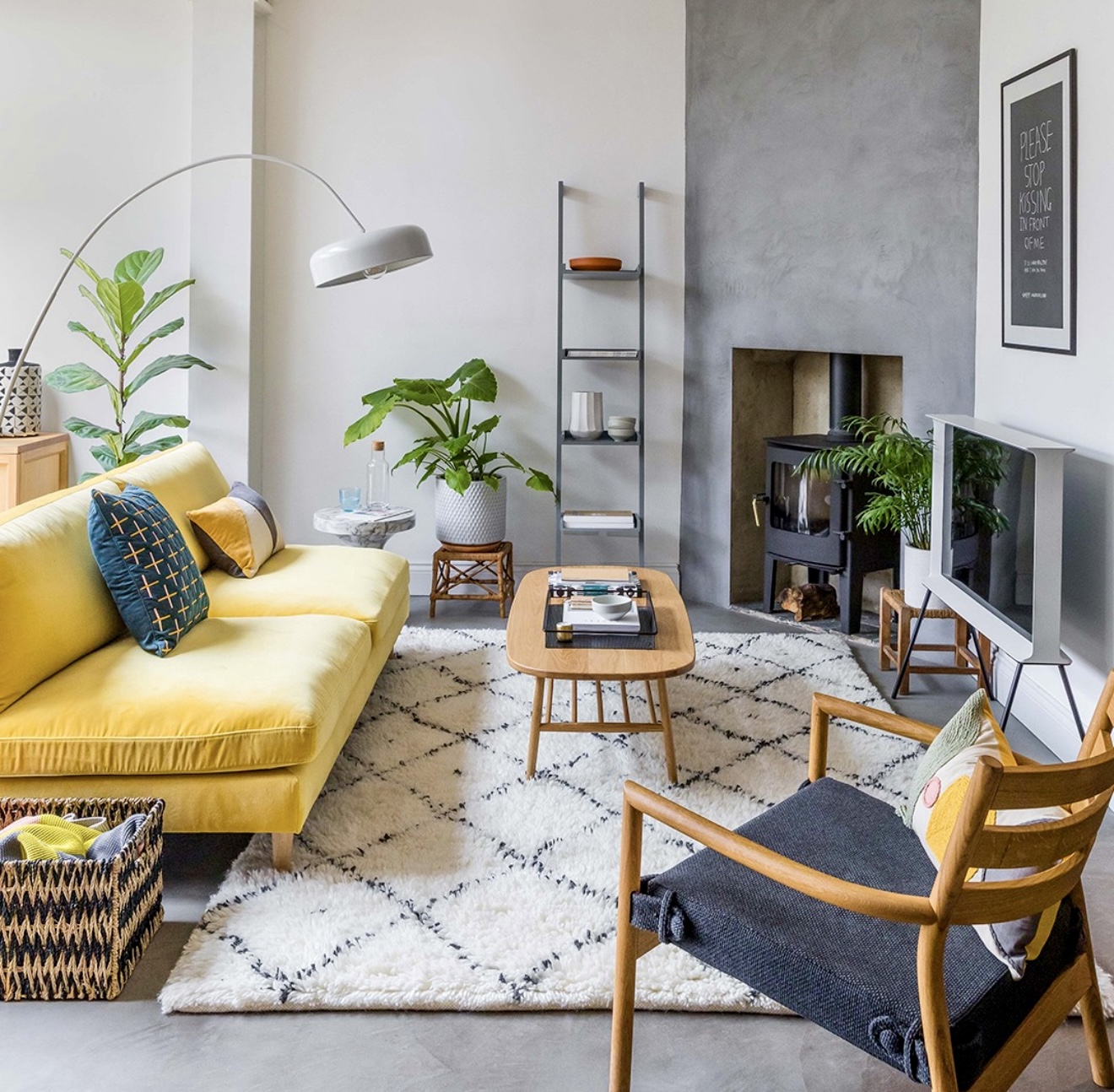 23 Small House Interior Design Ideas That Prove Cozy, Stylish, and Smart Can Fit in One Space